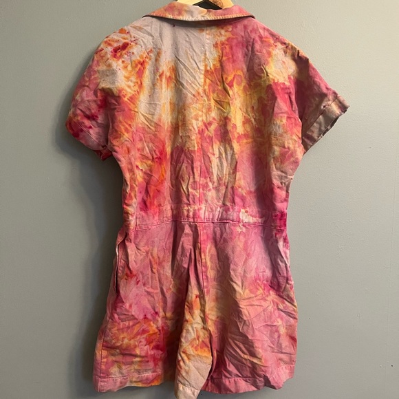 Tye Dye Button Up Utility Romper - Picture 8 of 10